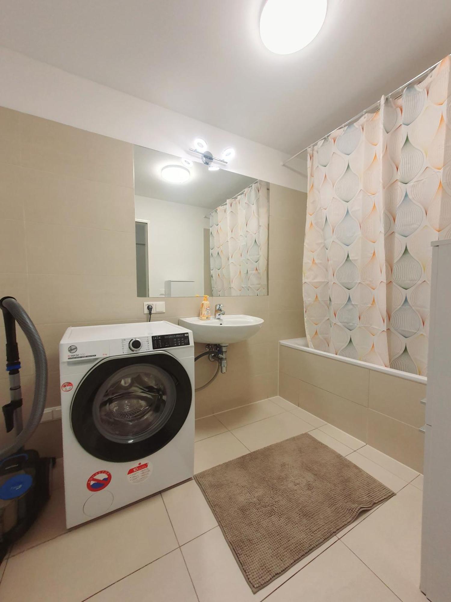 Near Lake One Bedroom Cute Apartment Viena Exterior foto